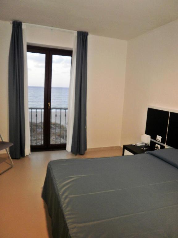 Buddi Hotel Platamona Dış mekan fotoğraf