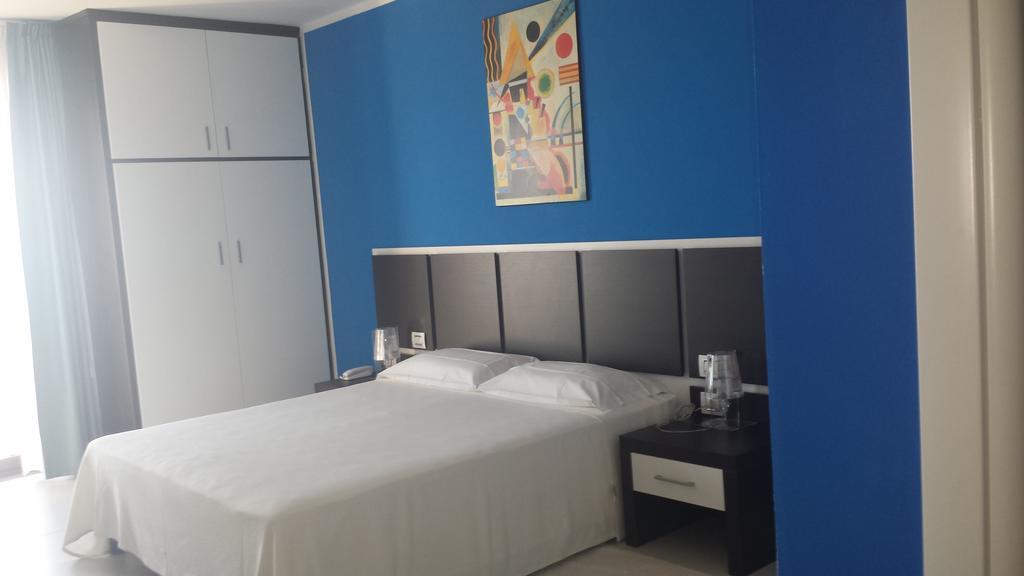 Buddi Hotel Platamona Dış mekan fotoğraf