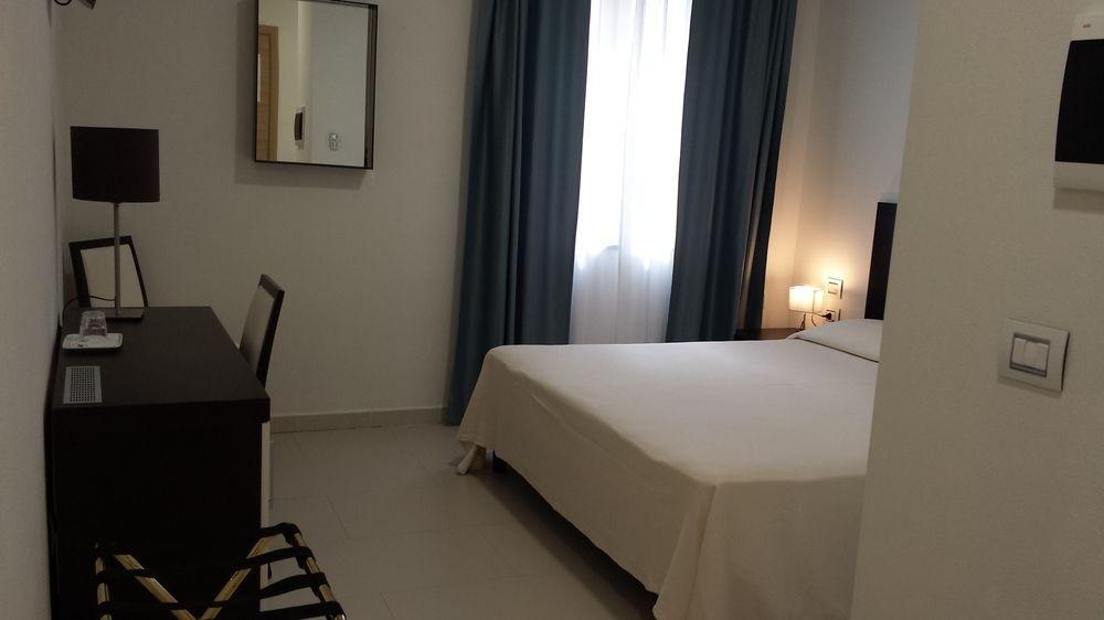 Buddi Hotel Platamona Dış mekan fotoğraf
