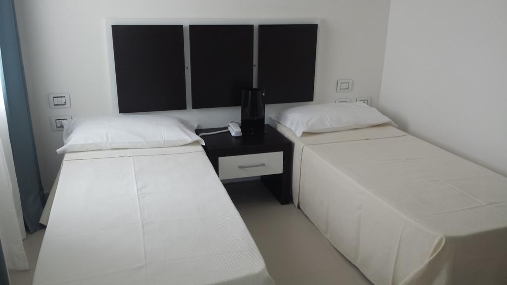Buddi Hotel Platamona Dış mekan fotoğraf