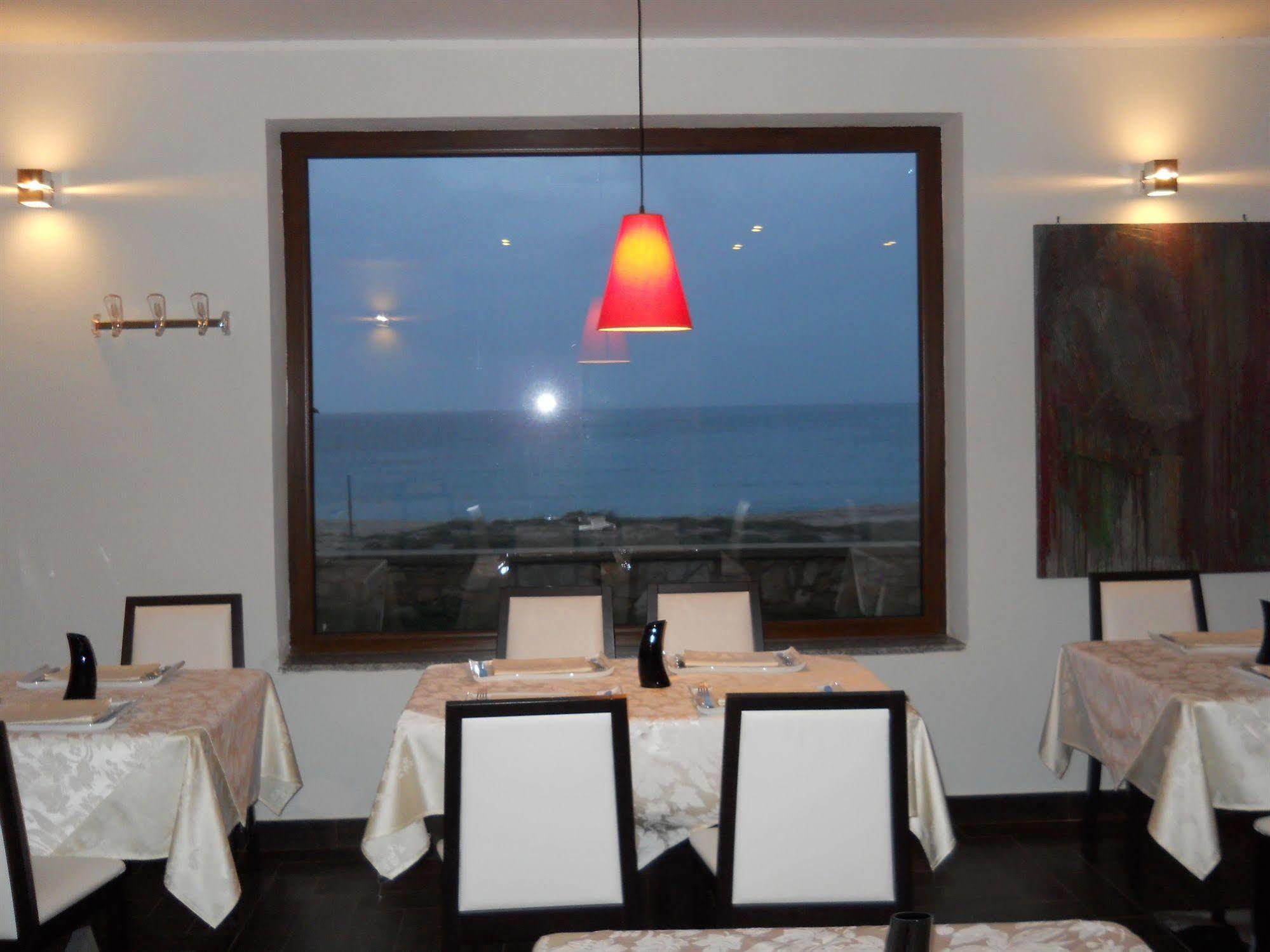 Buddi Hotel Platamona Dış mekan fotoğraf
