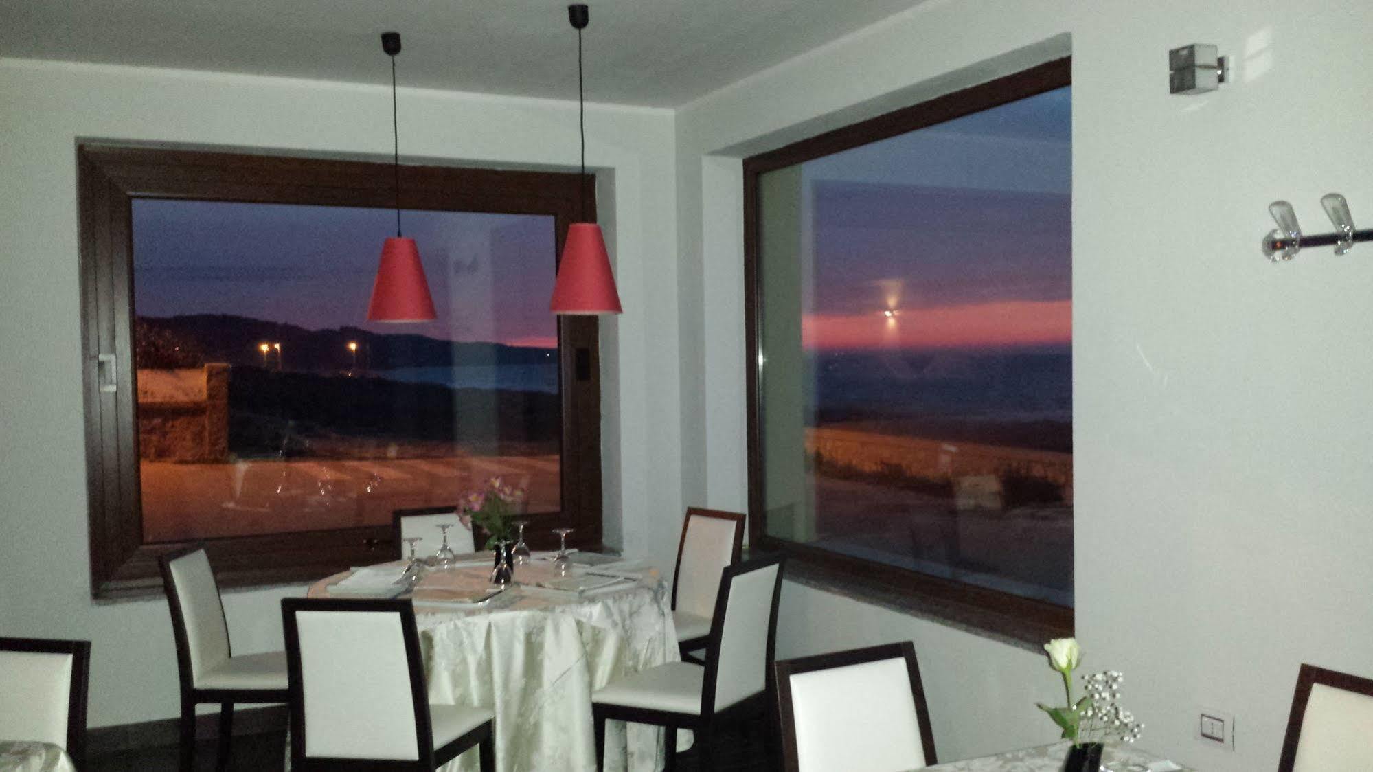 Buddi Hotel Platamona Dış mekan fotoğraf