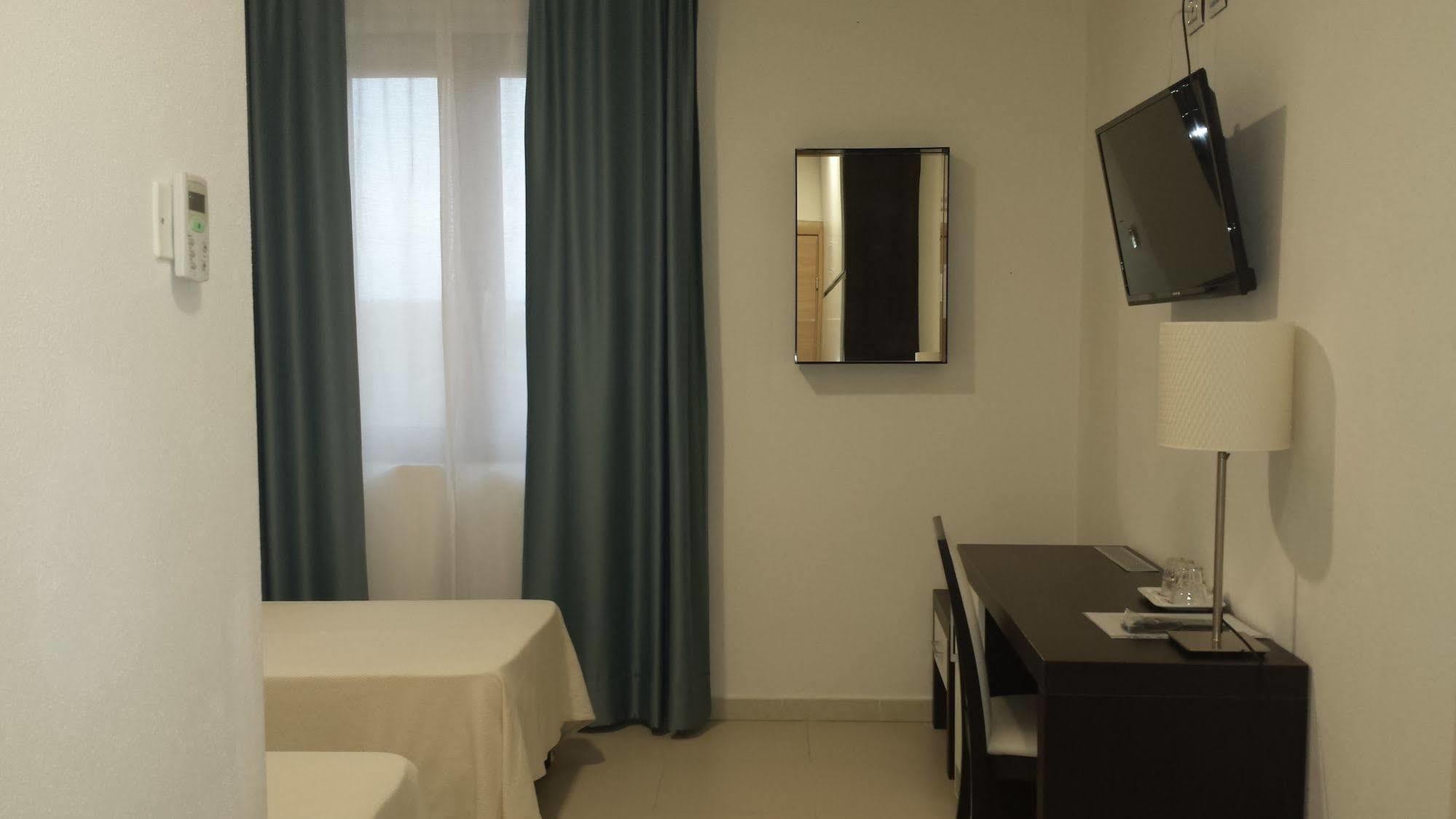 Buddi Hotel Platamona Dış mekan fotoğraf